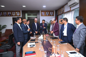 स्थलमार्गबाट नेपाल आउने पर्यटकवाहक सवारी साधन अब अनलाइनबाटै दर्ता गर्न सकिने