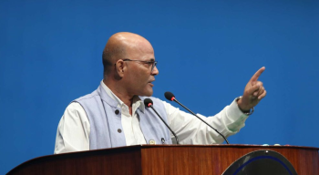 अमरेशले नेपालका ५ वटा जिल्लाबाहेक अरु लिजमा दिउँ भनेपछि संसदमा लफडा