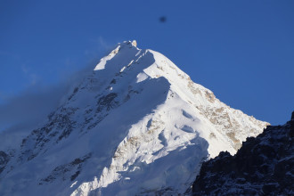 ३०० विदेशी पर्यटकद्वारा कञ्चनजंघा हिमाल भ्रमण