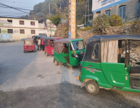 अटोरिक्सा चलाएर मासिक ४० हजार आम्दानी