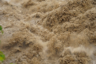 कोशी, नारायणी, कर्णाली र महाकालीमा बाढीको जोखिम, उच्च सतर्कता अपनाउन आग्रह
