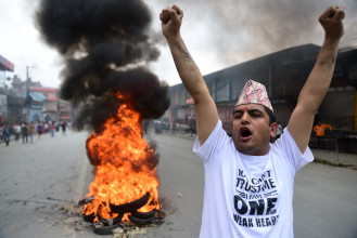राष्ट्रपति कार्यालय भवनमा पनि आगजनी