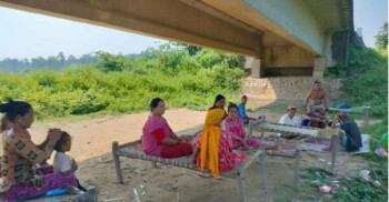 वनहरा शिविरका भूमिहीन भन्छन्ः ‘सुरक्षित आवास सुनिश्चित हुनुपर्छ’