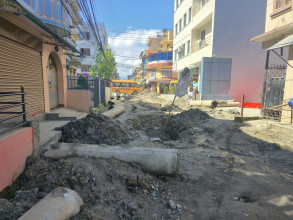 काठमाडौं महानगरमै यस्तो हाल, पानी पर्दा बाटोमै खोला (तस्बिरहरु)
