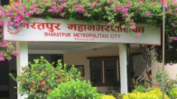 भरतपुरकाे नमस्ते चोकदेखि मेयर चोकसम्म रात्रीकालीन बजार लाग्ने, यस्ताे छ तयारी 