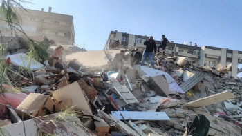 टर्की र सिरियामा भूकम्पमा परी मृत्यु हुनेकाे संख्या १५ हजारभन्दा बढी
