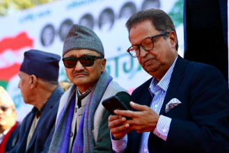 महामन्त्रीहरूलाई बधाई दिँदै विनोध चौधरीले भनेः अघि बढ्नुस्, नछोड्नुस्