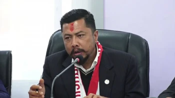 ऊर्जामन्त्रीसमक्ष जलविद्युत् आयोजना अनुमतिपत्रको समीक्षा प्रतिवेदन पेस, सुझाव तत्कालै कार्यान्वयनमा लगिने