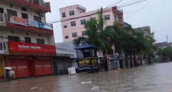 अविरल वर्षापछि वीरगञ्ज महानगर डुबानमा, सिर्सिया वरपरका बस्ती सारिँदै