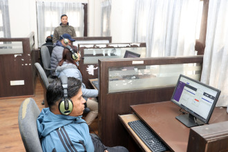 आयोगमा खुल्यो कल सेन्टर, मतदातालाई निर्वाचनसम्बन्धी सम्पूर्ण जानकारी दिइने