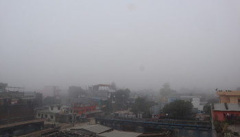 कञ्चनपुरमा दिउँसैसम्म हुस्सु–कुहिरो, ह्वात्तै बढ्यो चिसो