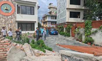 अख्तियार आयुक्तको घरमा चल्यो महानगरको डोजर