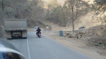 घोराही–लमही सडक विस्तार थालियो, दुर्घटना जोखिम घट्ने