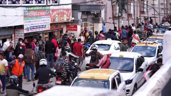 दसैं मनाएर काठमाडाैं फर्किनेकाे संख्या बढ्दै, पाँच दिनमै भित्रिए डेढ लाख