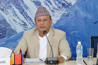 विदेशबाटै फोन गरेर लोडसेडिङको भ्रम फैलाउन थालियोः ऊर्जामन्त्री