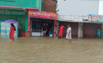 धनगढीमा भारी वर्षा, अधिकांश बस्ती डुबानमा