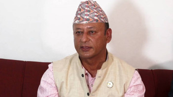 पूर्व मन्त्री दीपक खड्का सिआइबीद्वारा पक्राउ