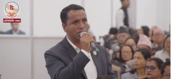 सरकारलाई संविधान पढ्न नेकपाका प्रमुख सचेतक दुलालको सुझाव