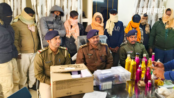 नक्कली नोटसँग साटिँदै ‘भोटः’ २५ लाख नक्कली नोटसहित १० जनाको गिरोह भारतमा पक्राउ