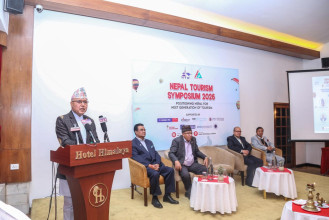 निर्वाचनलाई स्रोत–साधन अभाव हुन नदिइने अर्थमन्त्रीको प्रतिबद्धता