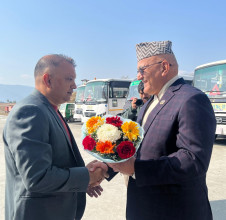 पोखरा पुगे कांग्रेस सभापति थापा, प्रदेश समिति बैठक र निर्वाचनबारे नेता/कार्यकर्ता भेट्ने