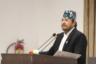 पटक पटक आर्थिक विधेयक संशाेधन गरेपछि अर्थमन्त्री वाग्लेमाथि संसदीय छानबिनको माग