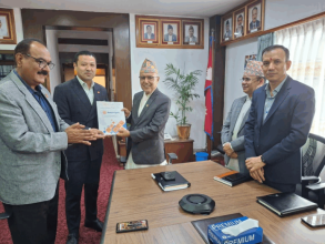 भौतिक पुनरनिर्माण गर्न सूर्यज्योति लाइफकाे डेढ करोड रुपैयाँ आर्थिक सहयोग