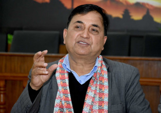 ‘संविधानलाई कमजोर बनाउन दिने छैनौँ’
