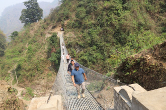 थाप्राङ–तिपाङ जोड्ने पुल निर्माण, स्थानीयलाई बाह्रैमास आउजाउ सहज