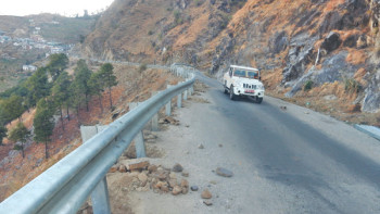 कर्णाली राजमार्गमा ठूला सवारीसाधन सञ्चालनमा रोक