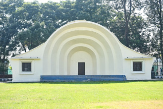 सर्वसाधारणलाई खुलाइँदै खुलामञ्च (तस्बिरसहित)