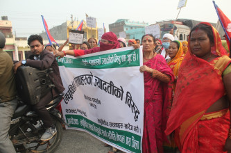 हुलाकी राजमार्ग आसपास लघुवित्त पीडितको बाहुल्य, संघर्ष समितिका नाममा पैसा असुली