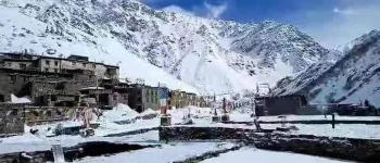 लिमी घुम्न गएका ४० भन्दा बढी पर्यटक तुम्लिङमा अलपत्र, न्यालु सडक अझै खुलेन