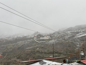 मुस्ताङमा वैशाखमा पनि हिमपात, बर्खा लाग्यो, तर हिउँ पर्न छाडेन
