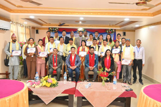 नेसनल लाइफ इन्स्योरेन्सको नेसनल अवार्ड, अभिकर्ता सम्मानित