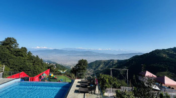 रानीकोटदेखि नगकोटसम्म अंग्र्रेजी नयाँ वर्षको उल्लास, पाहुना भरिएपछि होटल व्यवसायी दंग