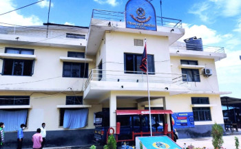 आधिकारिकताबिनाका सामान खरिद नगर्न प्रहरीको आग्रह