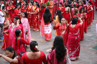 पशुपतिनाथ मन्दिरमा तिजको रमझम (तस्बिरसहित)