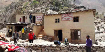 जनप्रतिनिधि र कर्मचारीलाई महिनाको एक दिन अनिवार्य श्रमदान