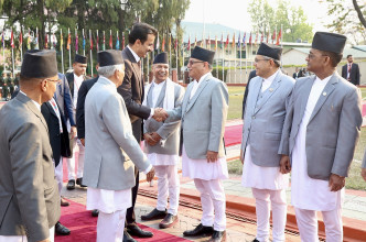 कतारी अमिर र प्रधानमन्त्रीबीच भेटवार्ता हुँदै, द्विपक्षीय सम्झौतामा हस्ताक्षर हुने