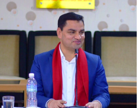 अब स्वास्थ्य बिमामार्फत बिरामीले २ लाखसम्मकाे उपचार सुविधा पाउने 