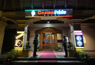 बौद्धको क्यासिनो प्राइडबाट १४ करोड लुट्ने तीन पक्राउ, खुकुरी बोकेर क्यासिनोमा घुसे