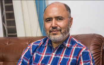 सिद्धान्तका लागि राजीनामा दिने व्यक्तिमाथि संकटग्रस्त अर्थतन्त्रको भरोसा