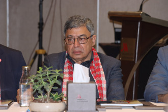 निजी क्षेत्रलाई  उठाउन ‘रिफाइनान्सिङ’को व्यवस्था चाहिन्छ: दीपक मल्होत्रा