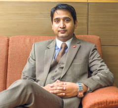 स्वास्थ्यको कारण देखाउँदै एनआईसी एसिया बैंकबाट न्यौपानेले दिए राजीनामा, कामु सीईओमा राठी