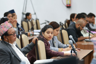 प्रतिनिधिसभा बैठक : प्रधानमन्त्रीले आफ्नो अभिव्यक्तिबारे संसदमा स्पष्ट पार्नुपर्ने विपक्षीको माग
