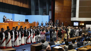 कांग्रेस अवरोधपछि संसद् बैठक स्थगित