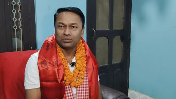 होटलमा सपथ लिएका मुख्यमन्त्रीको नियुक्तिविरुद्ध सर्वोच्चले माग्यो लिखित जवाफ