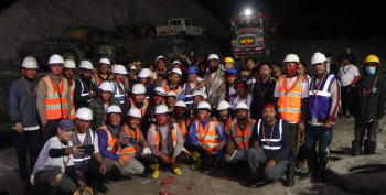 निर्माणाधीन सभाखोला ‘बी’ आयोजनाको सुरुङ ब्रेक थ्रु, अनुमानित लागत ५ अर्ब रुपैयाँ