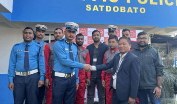 निसान सर्भिसद्वारा सातदोबाटो ट्राफिक चौकीलाई सहयोग